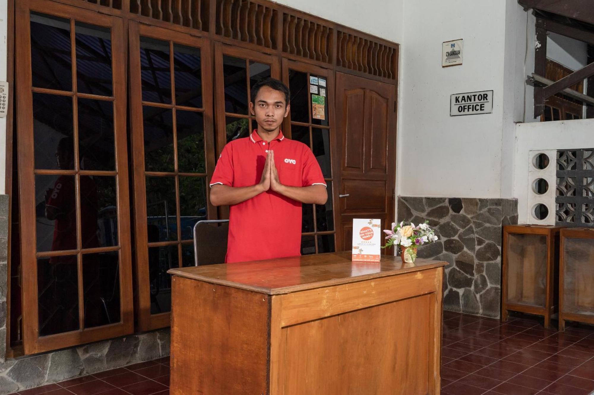 Super Oyo 1778 Omah Duwet Hotel Beran Kidul Kültér fotó